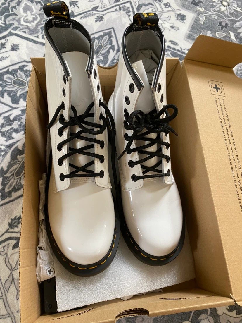 Dr. Martens 1460 W Patent Lamper Boots White - photo 2
