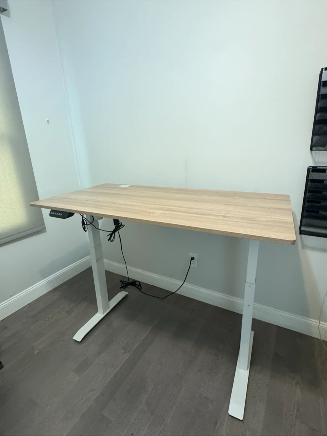 Electric Height Adjustable Standing or Sitting Desk