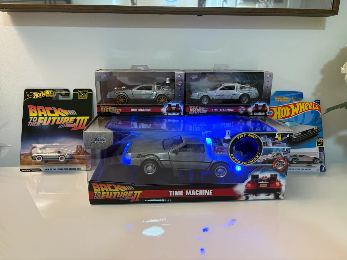 Back to the Future Time Machine Collections 5 Pack - photo 2