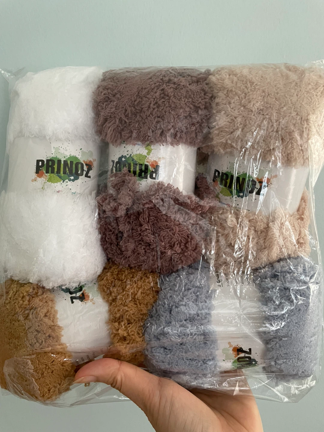 Prinoz Fuzzy Yarn Set