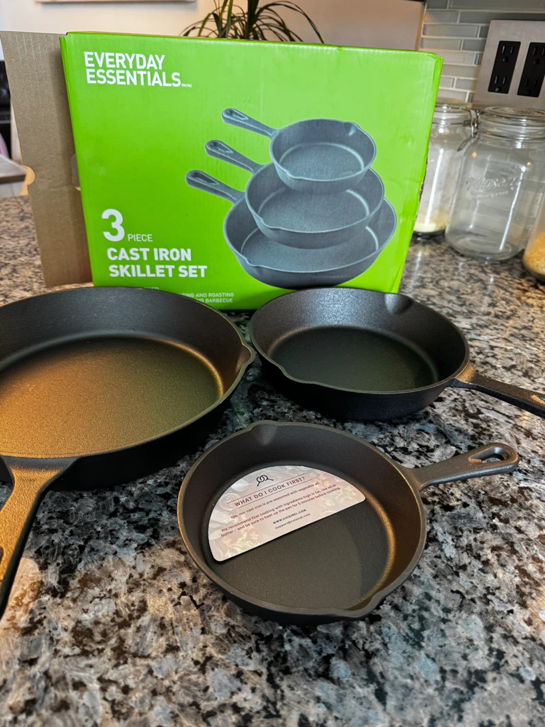Everyday Essentials 3 Piece Cast Iron Skillet Set - photo 3