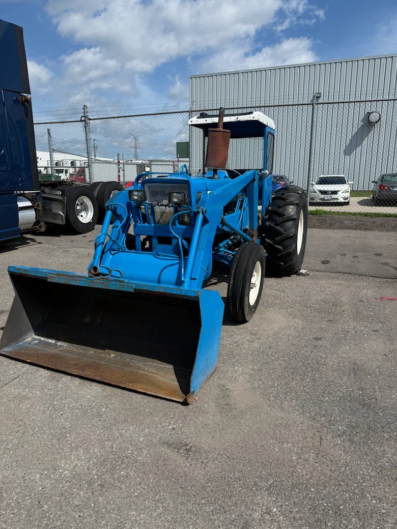 Ford Tractor with Front Loader - photo 3