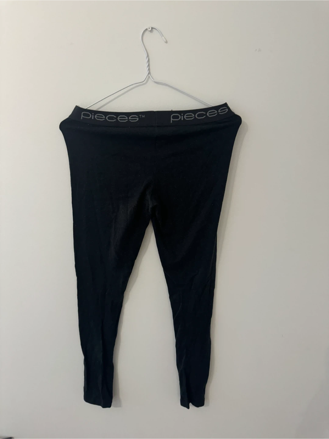 Grey Pieces Leggings