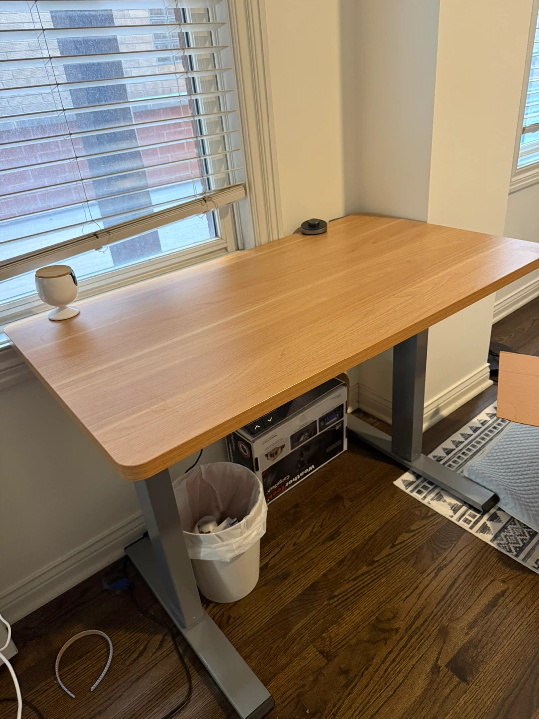 Standing desk