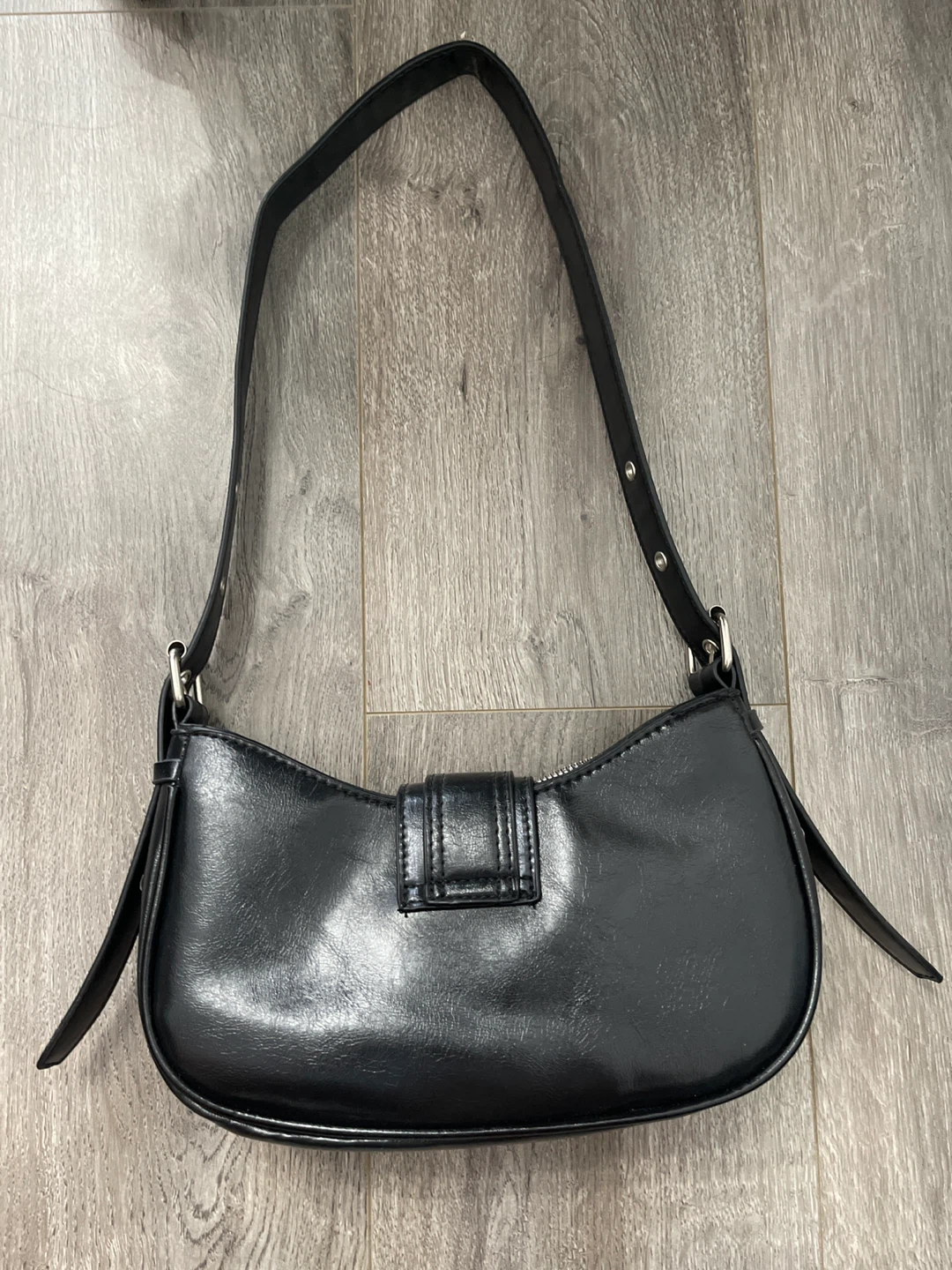 Black Buckle Shoulder Bag - photo 4