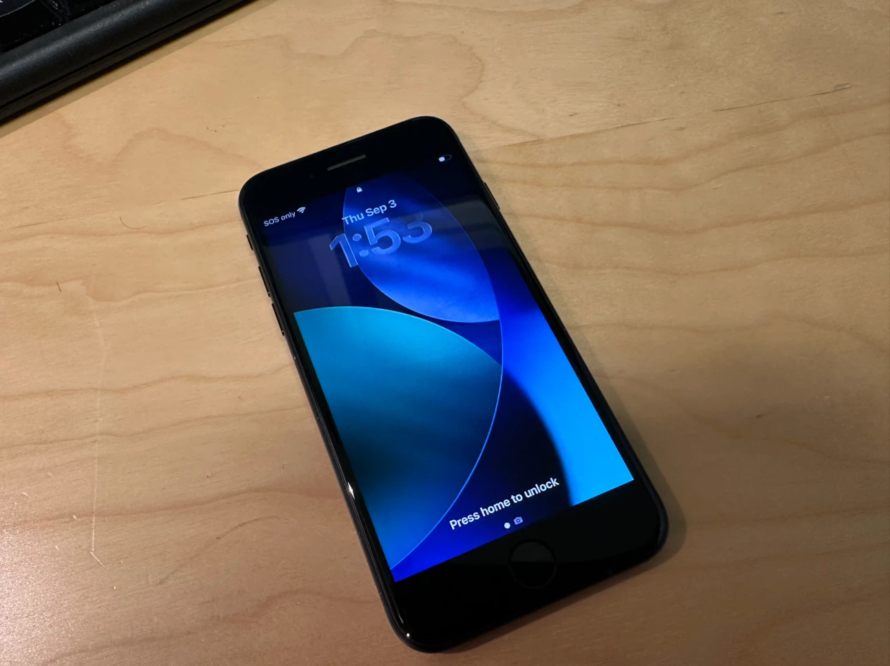 iPhone SE 3rd gen 128GB black