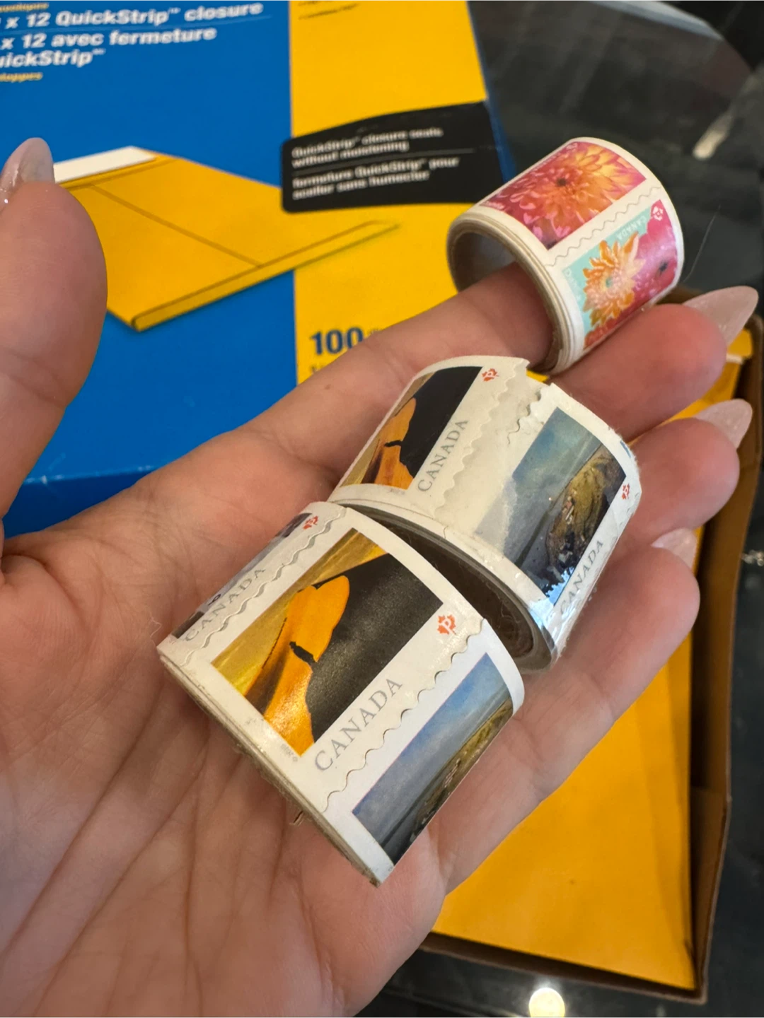 Canada Post stamps and 100 kraft envelopes - photo 2