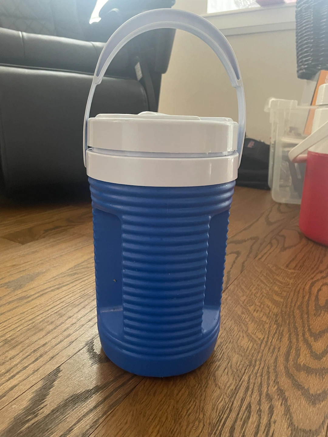 Rubbermaid Insulated Beverage Cooler - photo 3