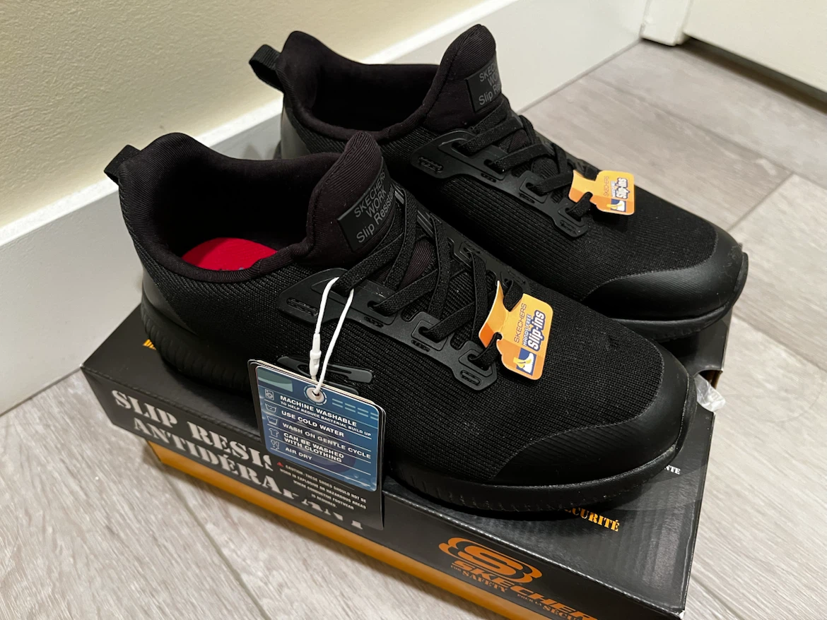 Skechers Work Slip-Resistant Shoes – Women’s Size 6 - photo 3