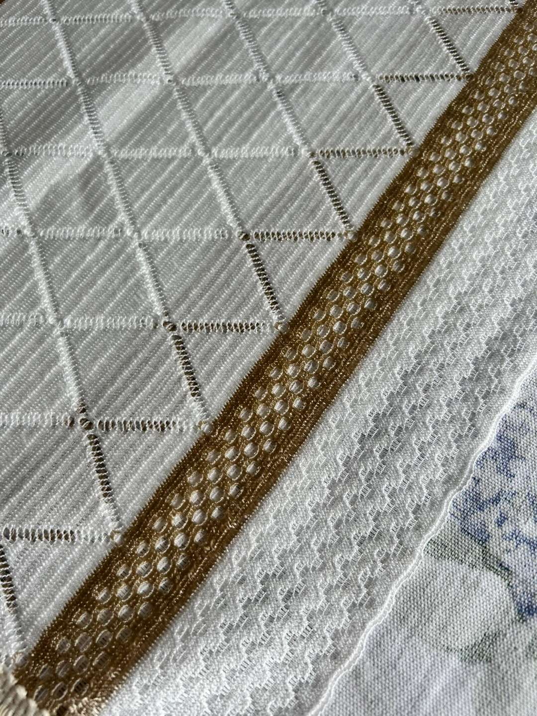 Cream and Tan Decorative Table Runner - photo 3