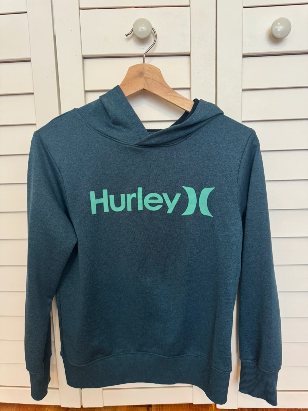 Selection of three assorted hoodies and sweatshirts - photo 4