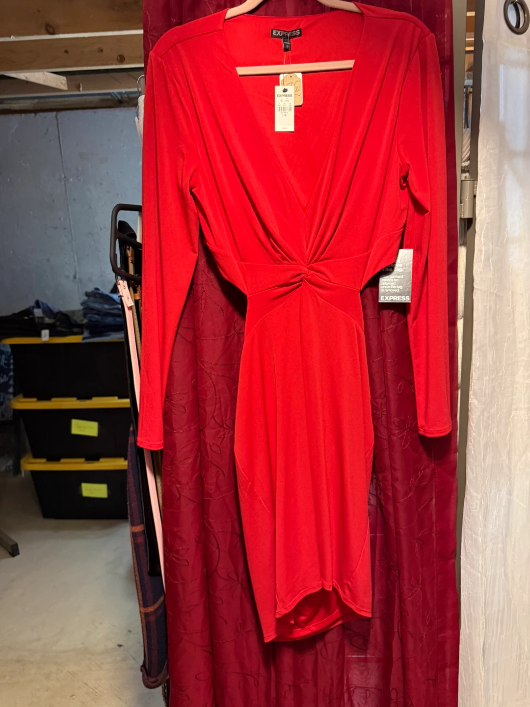 Express Red Twist Front Cutout Dress - photo 2
