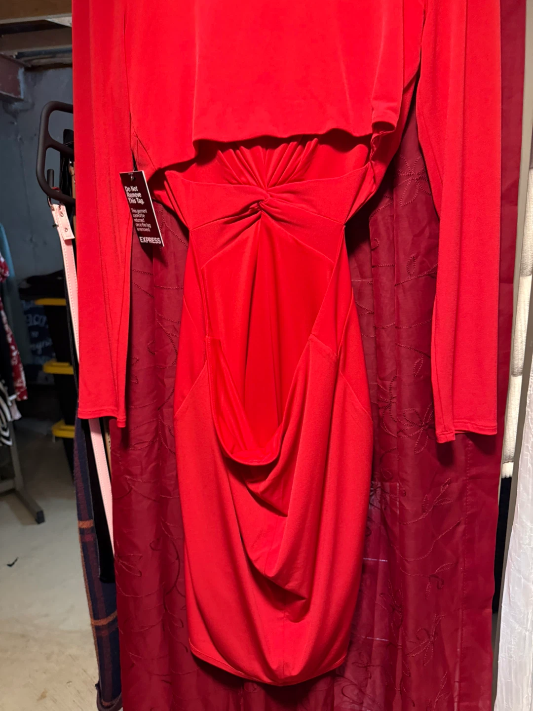Express Red Twist Front Cutout Dress - photo 4