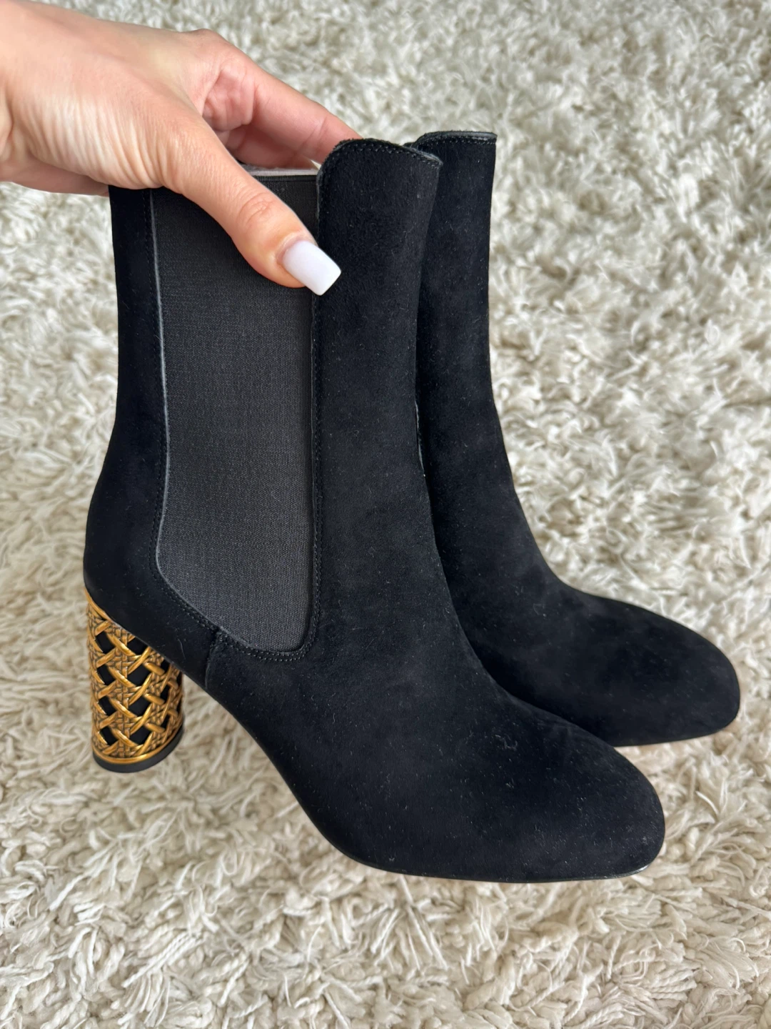 Black Suede Ankle Boots Size - photo 2