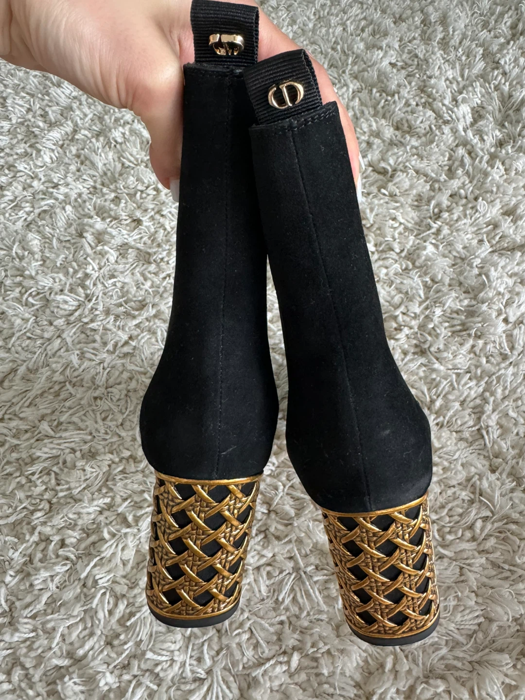 Black Suede Ankle Boots Size - photo 4