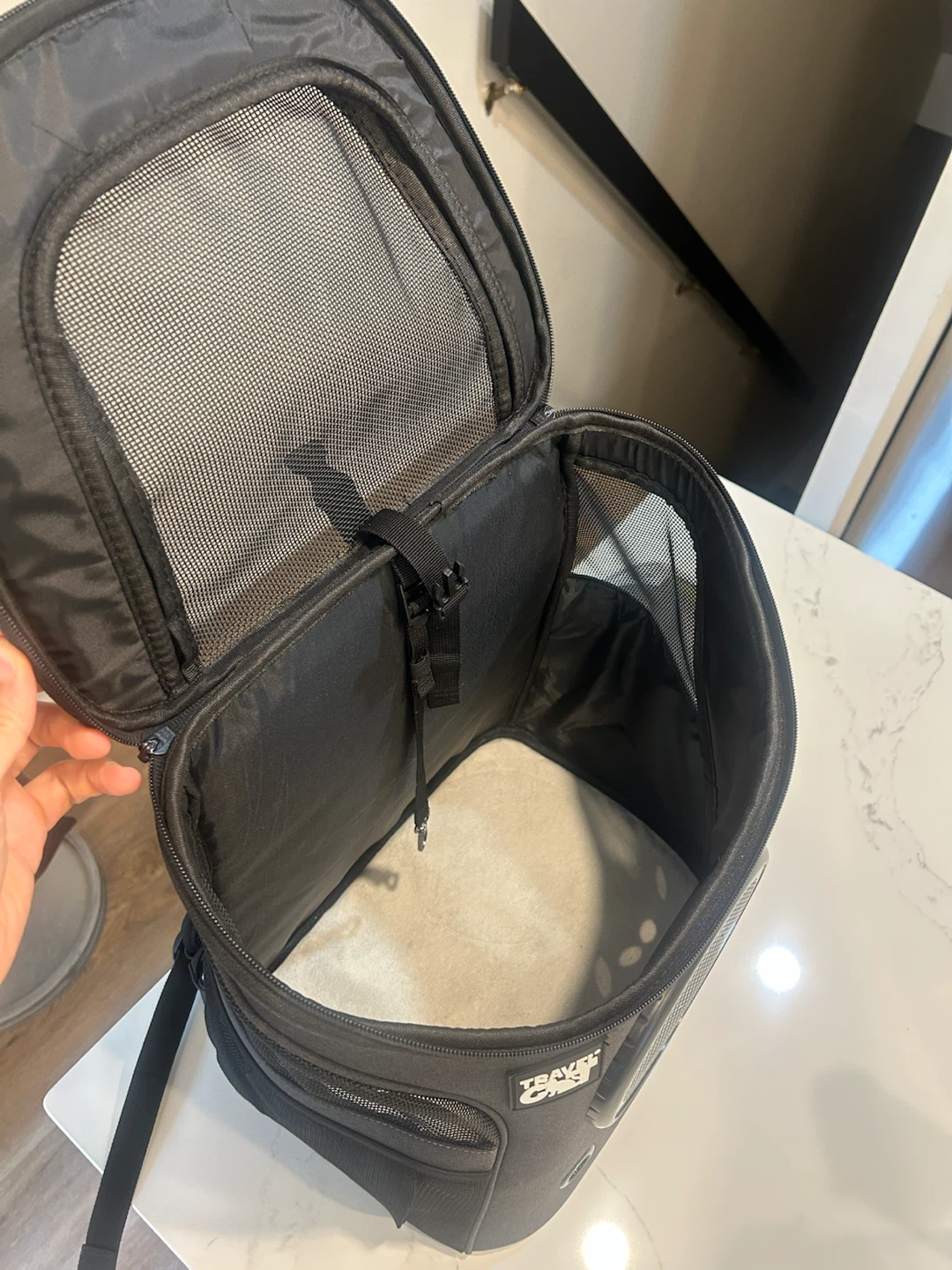 Travel Cat Pet Carrier Backpack - photo 3