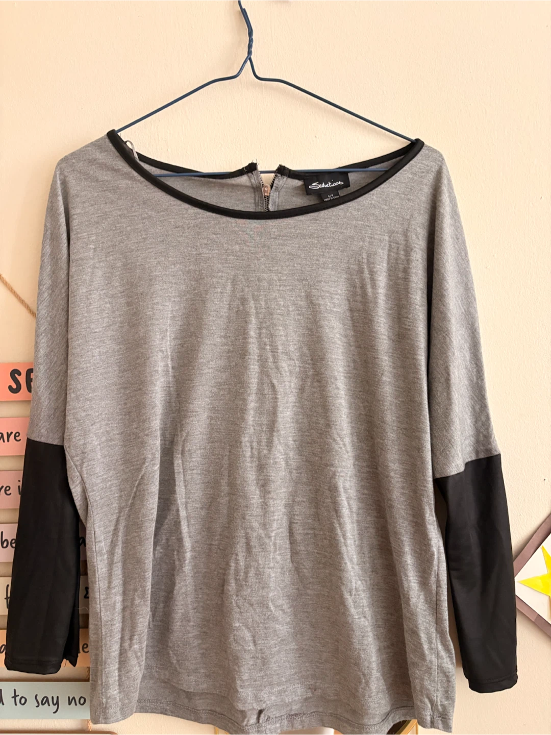 Seductions Grey and Black Long Sleeve Top - photo 2