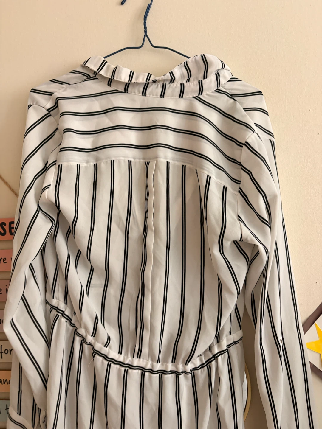 Dynamite striped blouse - photo 2