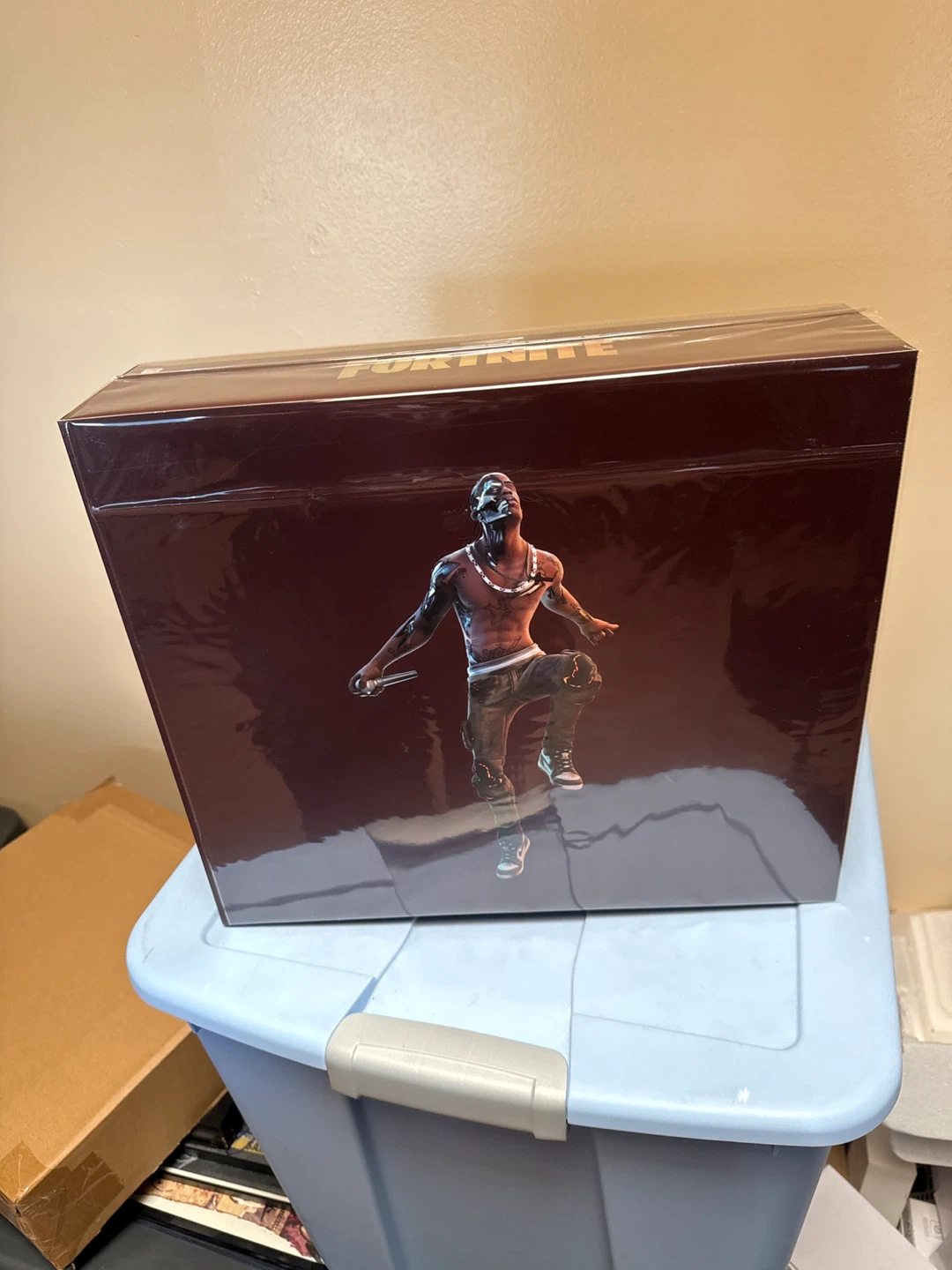Travis Scott Fortnite figure - photo 3