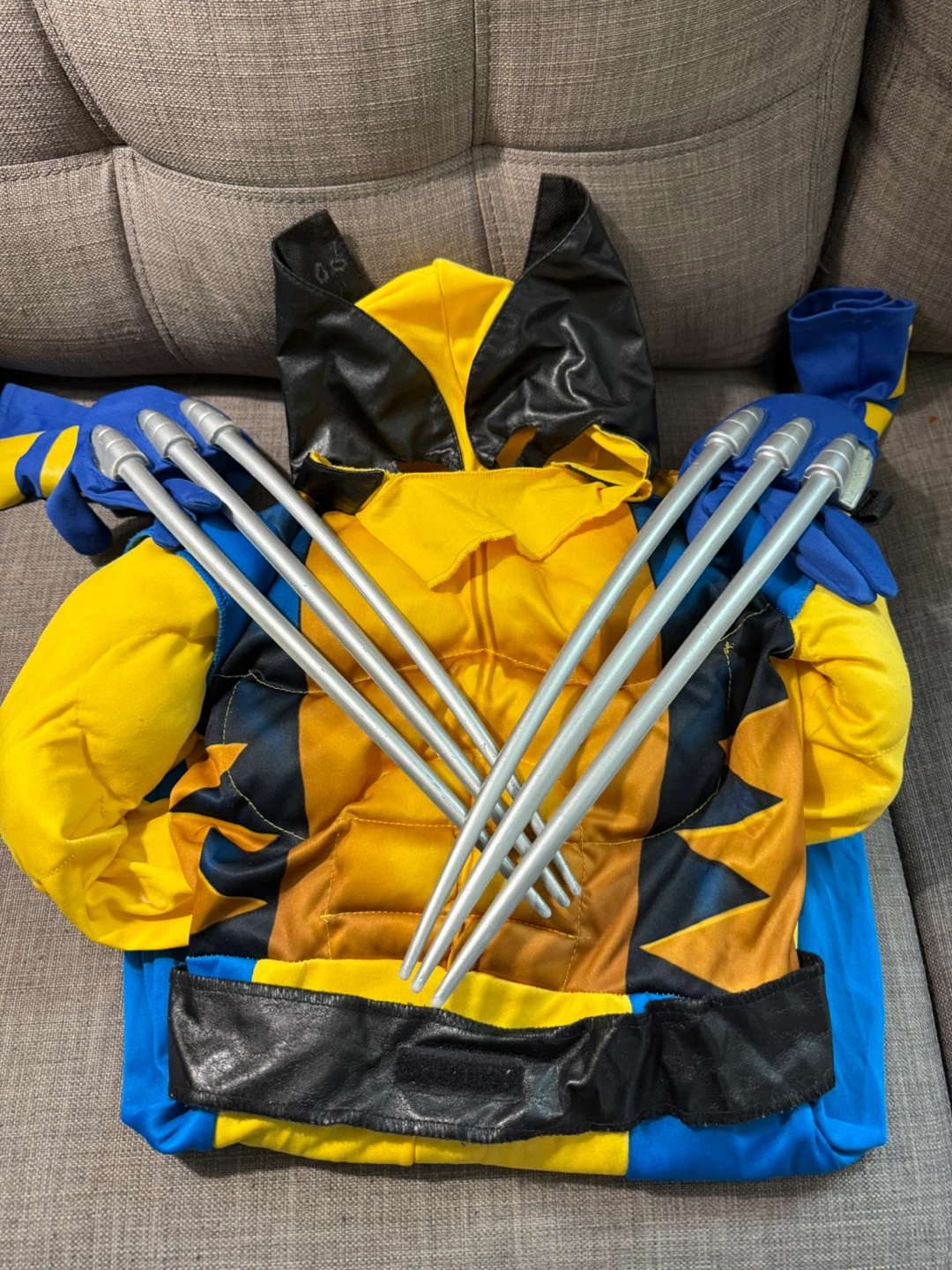 Set of 5 Kids Superhero Muscle Costumes - photo 3