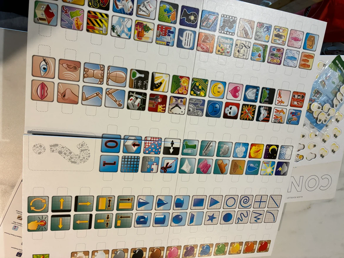 MOVING SALE : Concept Board Game - photo 3