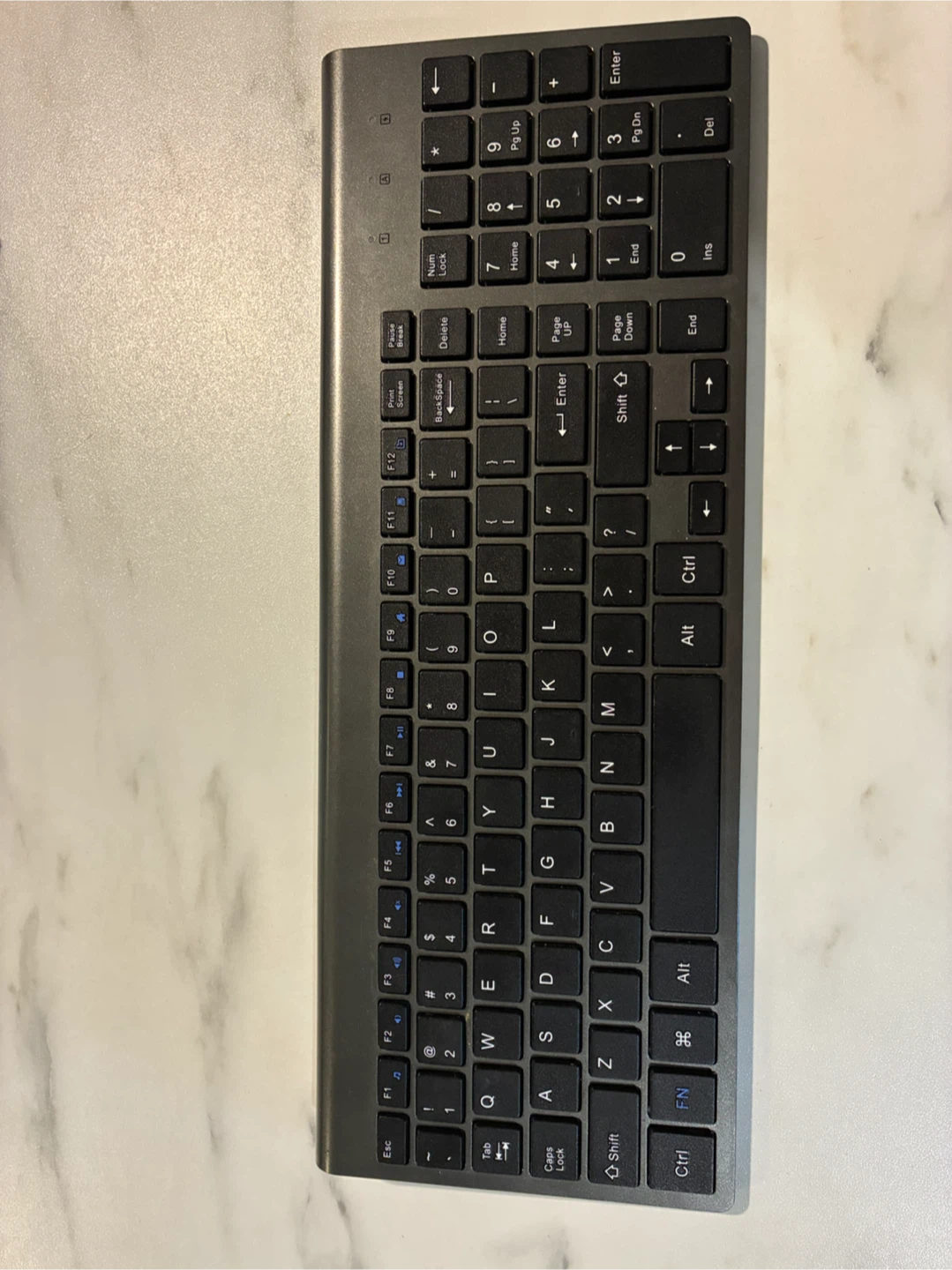 MOVING SALE : Wireless Keyboard