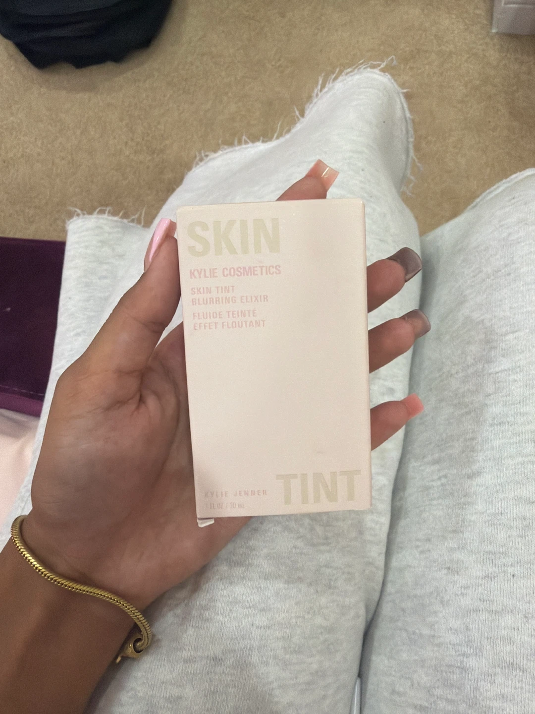 Kylie Cosmetics Skin Tint Blurring Elixir 4W