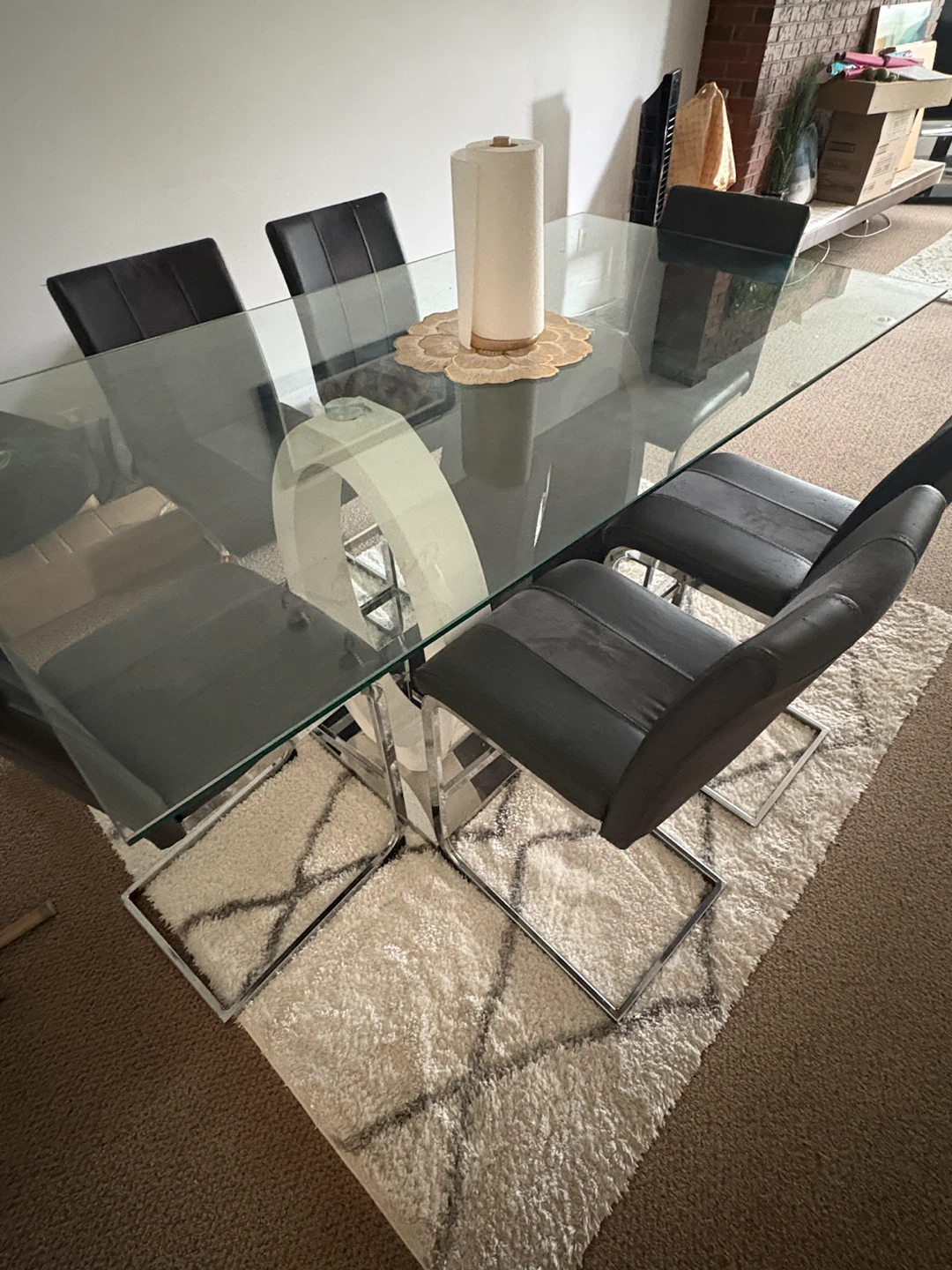 Glass dining table for 6 - photo 2