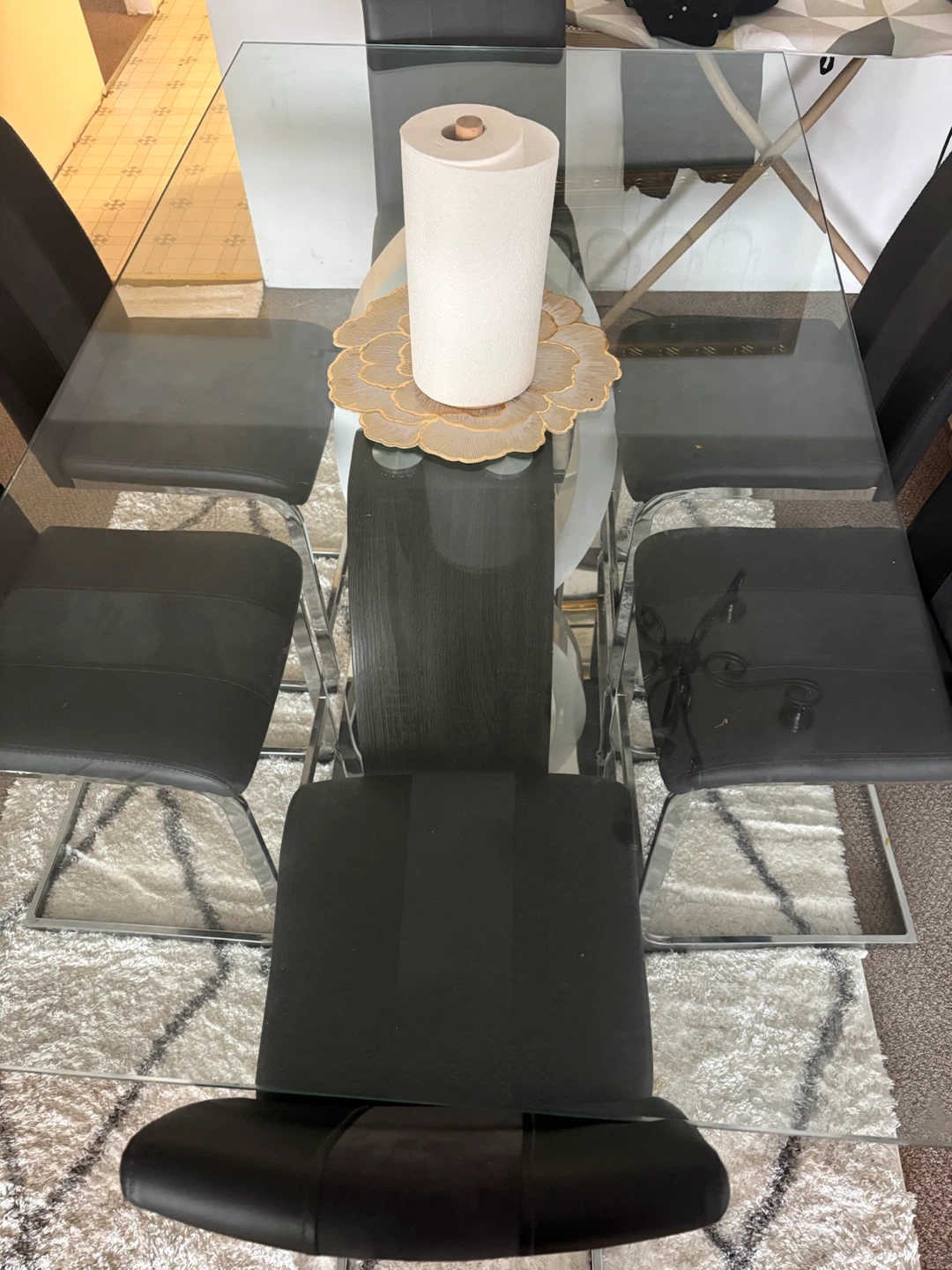 Glass dining table for 6 - photo 5