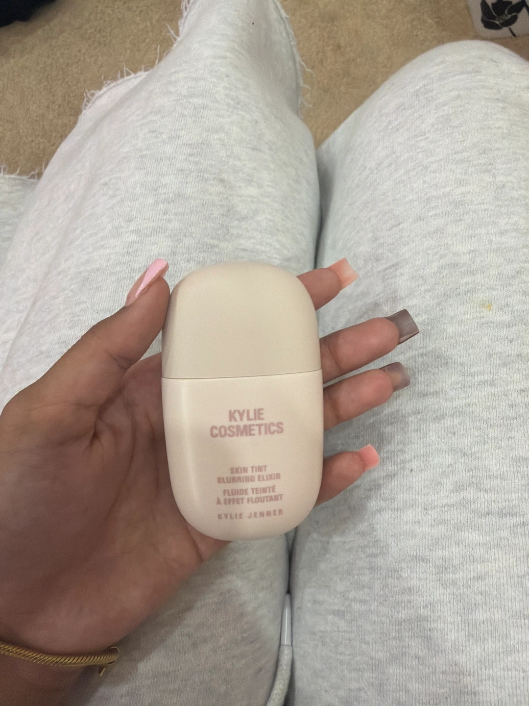 Kylie Cosmetics Skin Tint Blurring Elixir 4W - photo 3