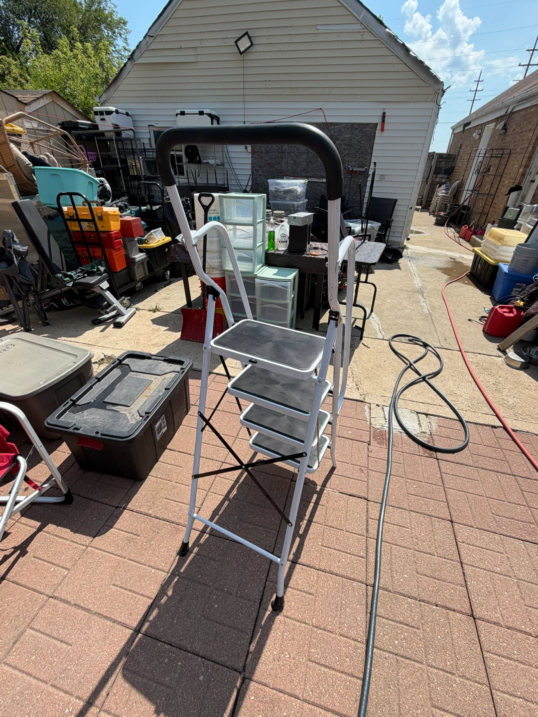 4-Step Folding Step Ladder - photo 3