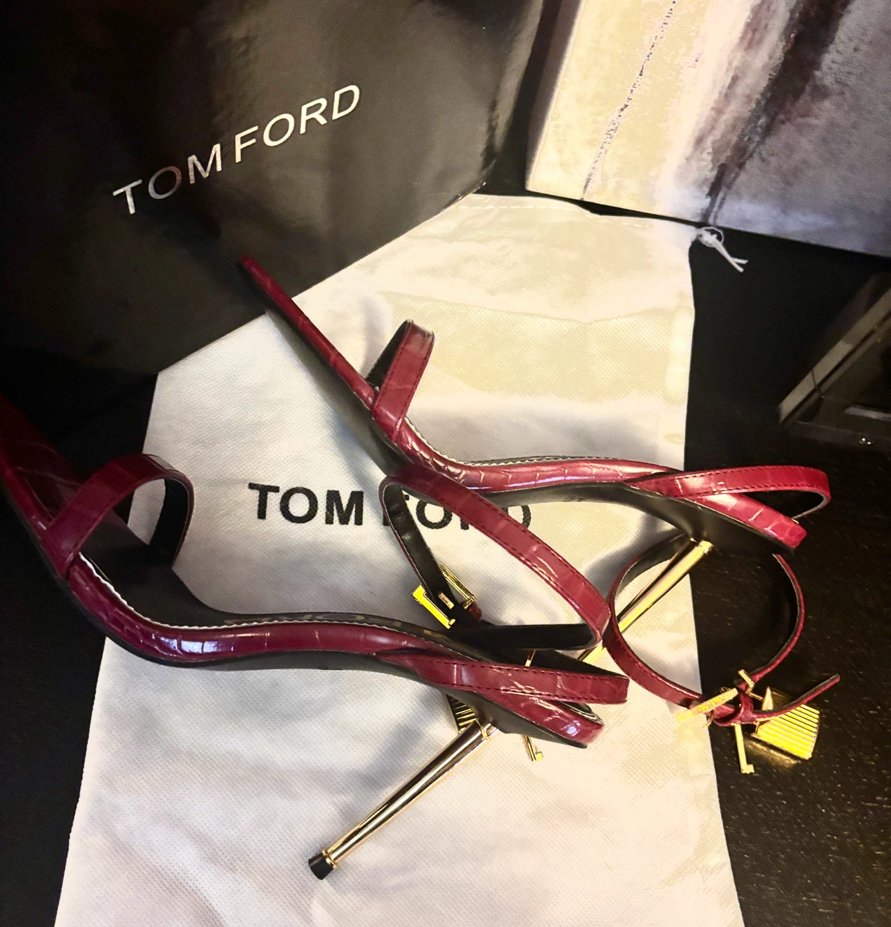 Tom Ford Red Croc Stiletto Heels with Padlock Detail - Size 39 - photo 5
