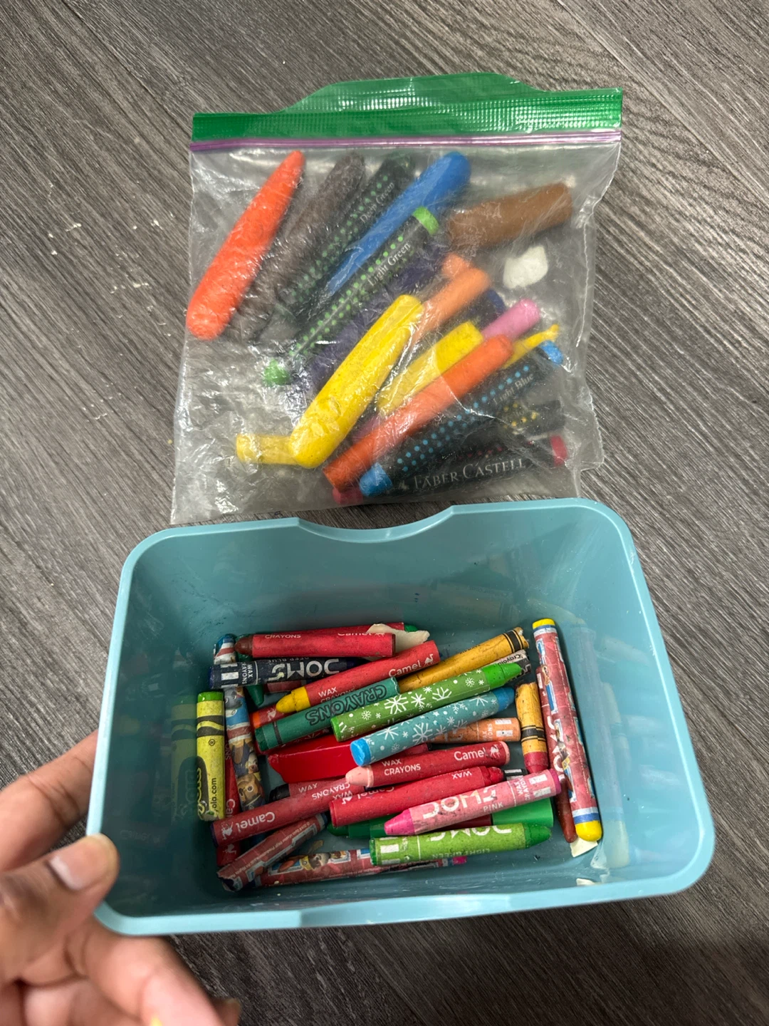 Assorted Crayola and Faber-Castell Crayons - photo 2
