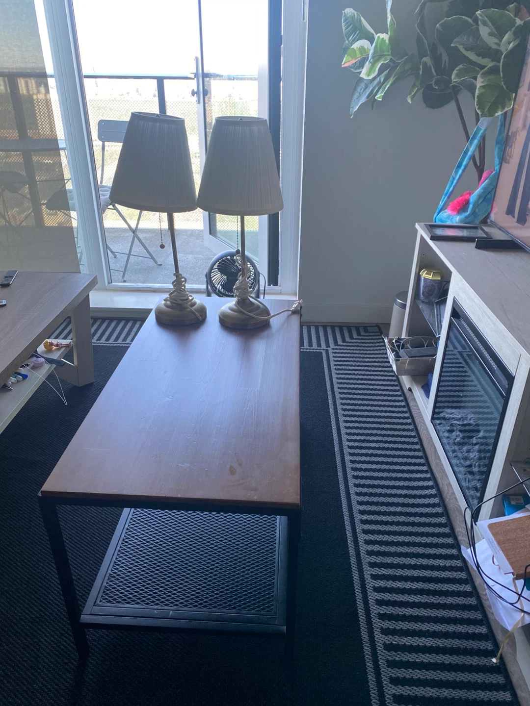 Industrial Style Coffee Table - photo 4