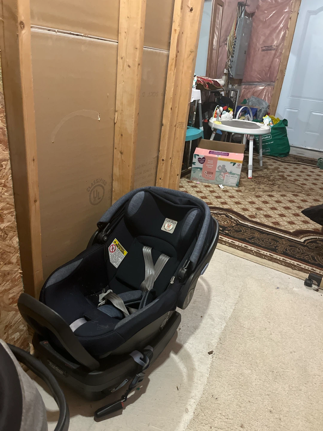 Peg Perego Infant Car Seat - photo 2