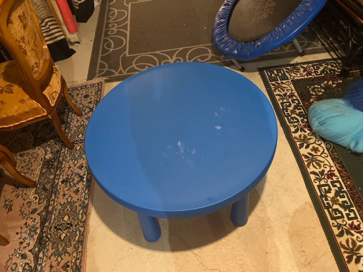 Blue Children's Round Plastic Table