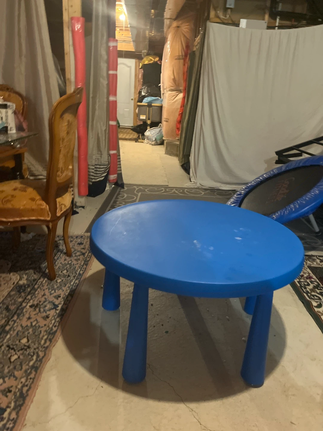 Blue Children's Round Plastic Table - photo 2