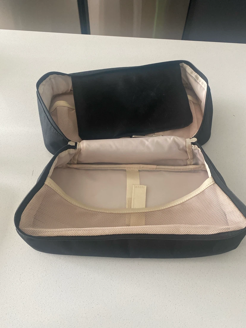 Black Hanging Toiletry Bag with Multiple Compartments - photo 3