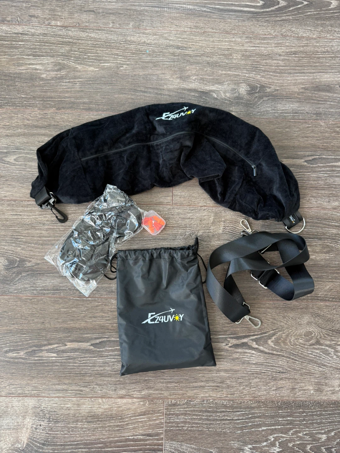 Ez4uvoy Stuffable Travel Neck Pillow and Accessories - photo 5