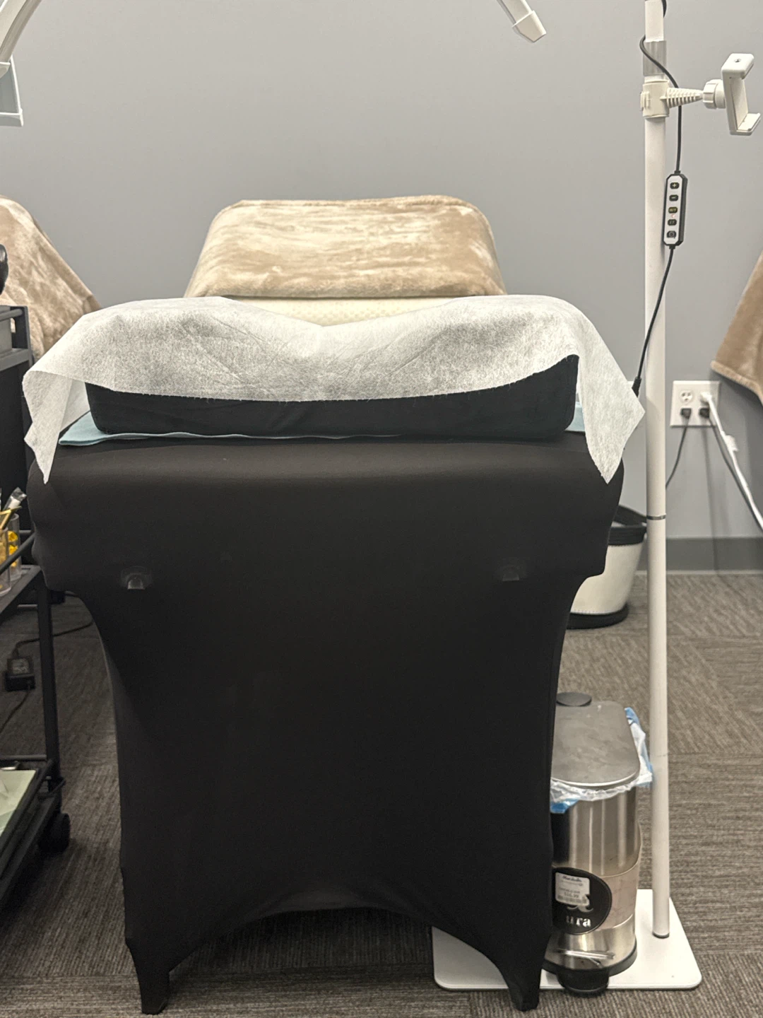 Professional Esthetician Treatment Bed