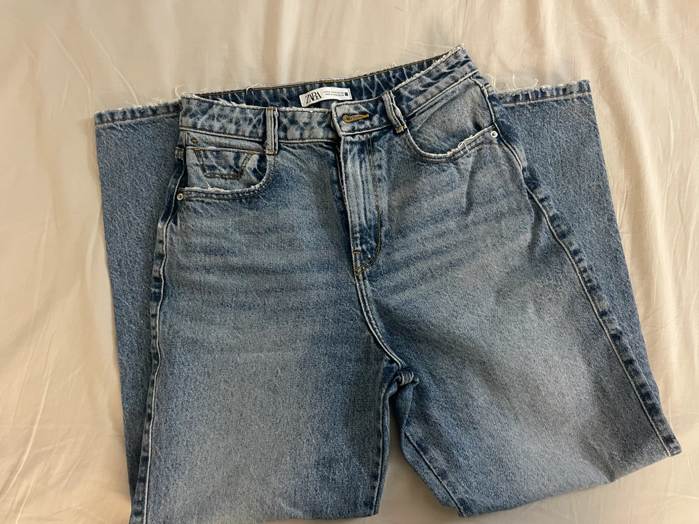 Zara Light Wash Denim Jeans