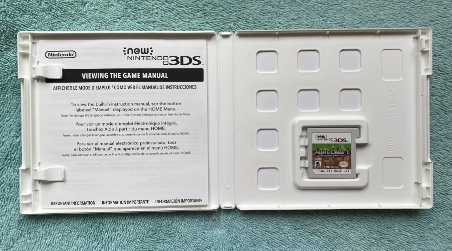 Minecraft New Nintendo 3DS Edition - photo 2