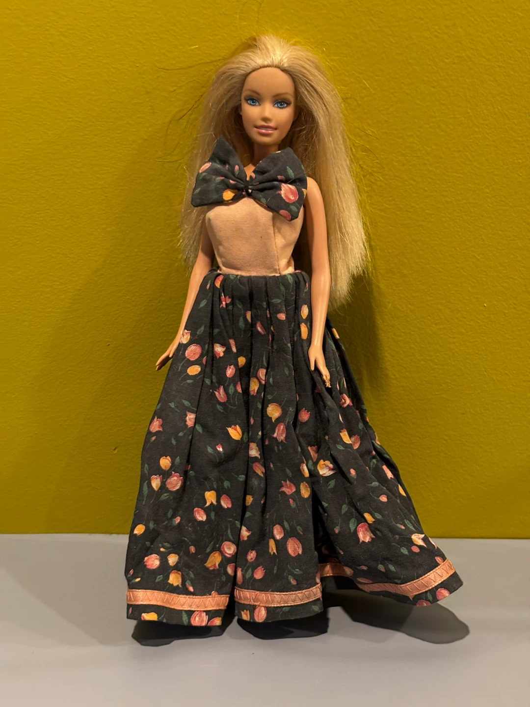 Barbie Doll with Floral Dress and Ken Doll - photo 2