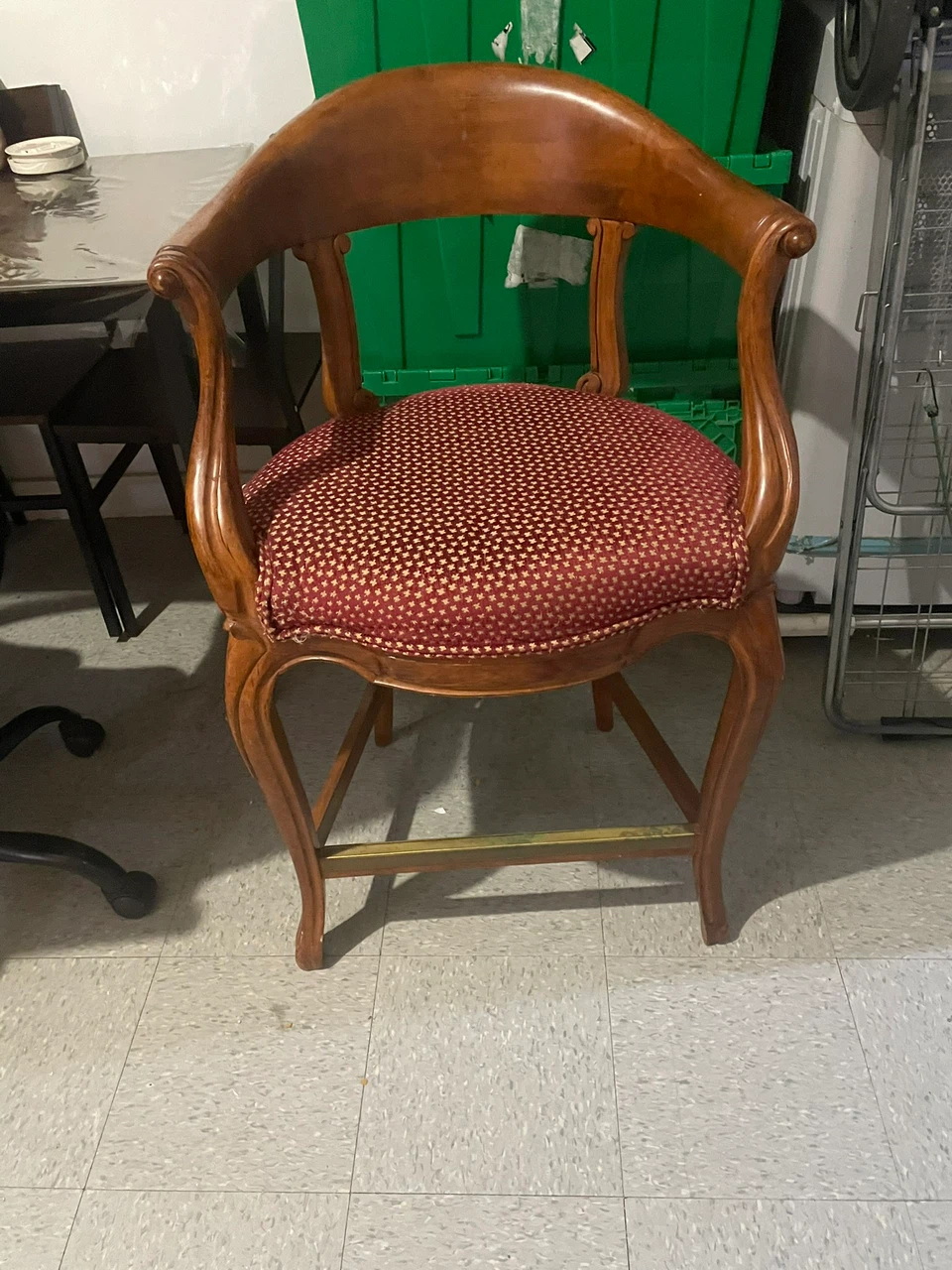 Vintage Accent Chair with Red & Gold Upholstery - photo 3