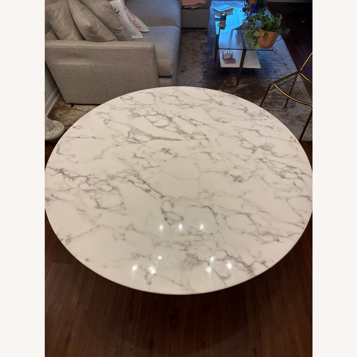 Round Marble Top Pedestal Dining Table - photo 2