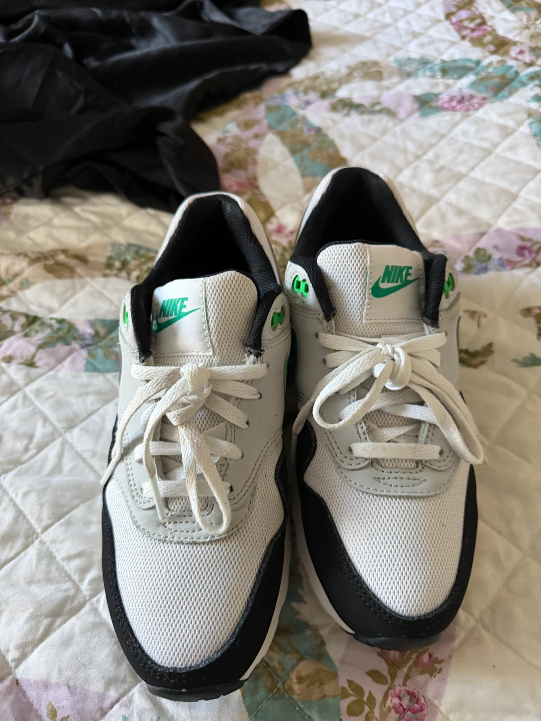 Nike Air Max 1 Sneakers size5 youth - photo 3