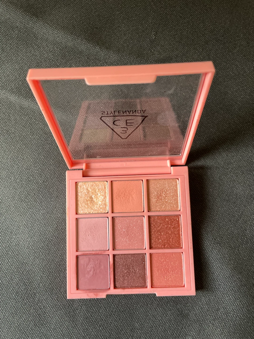 3CE Multi Eye Color Palette in #BEACH MUSE - photo 2