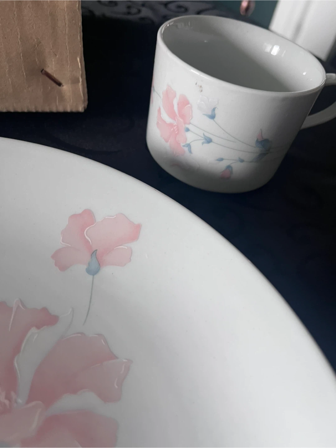 Pretty Coral Reef Sensation (20-Piece Porcelain Dinnerware Set) - photo 2