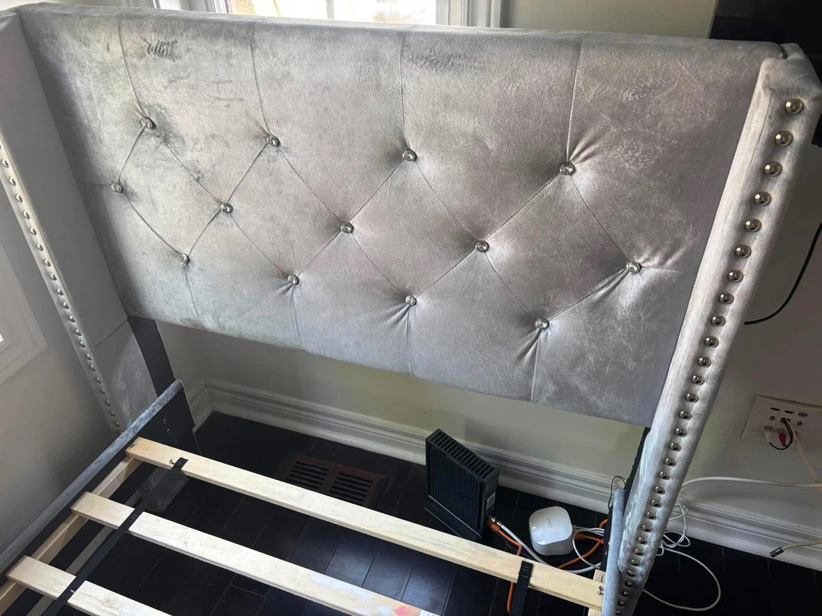 Grey Velvet single  Bed Frame with Pug Print Sheet - photo 5