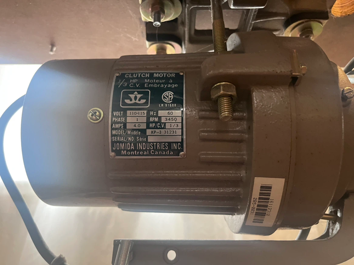 JUKI DDL-5530 Industrial Sewing Machine - photo 4